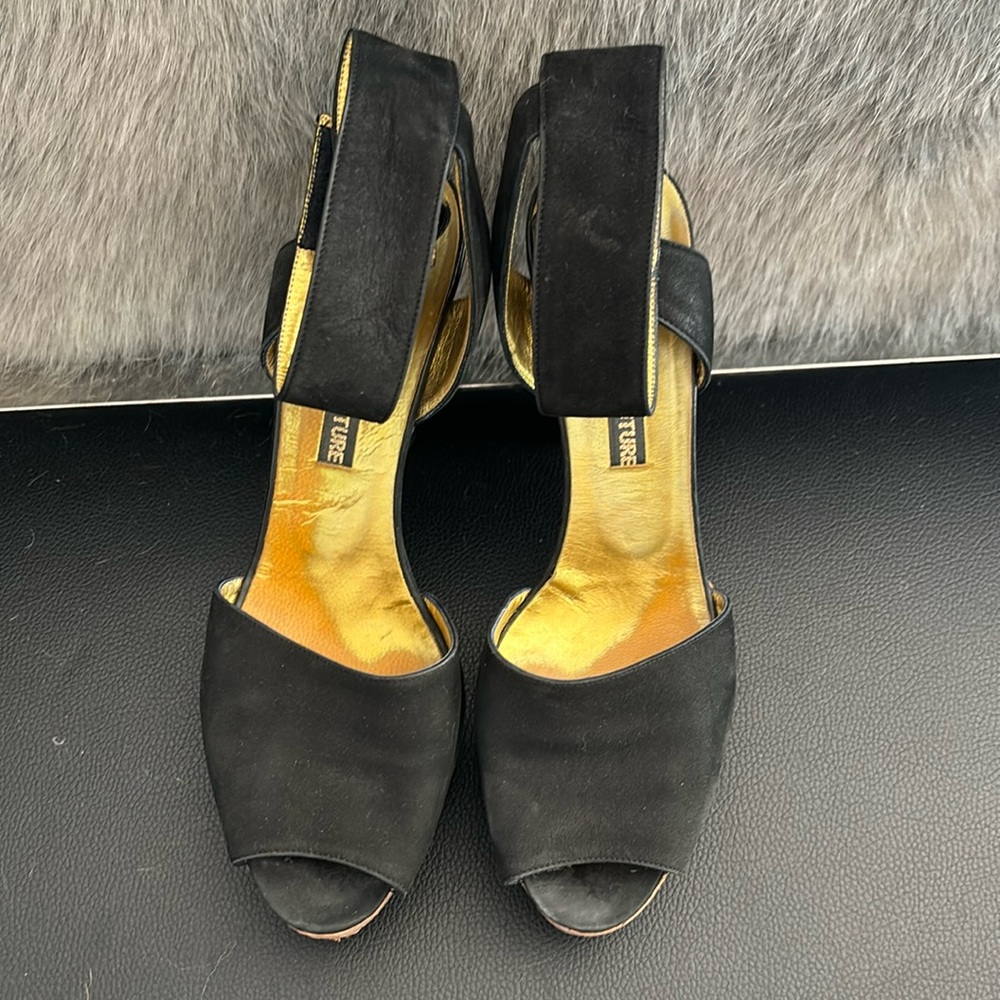 Anne Klein Couture black suede corkscrew platform and heel sandals size 37 1/2